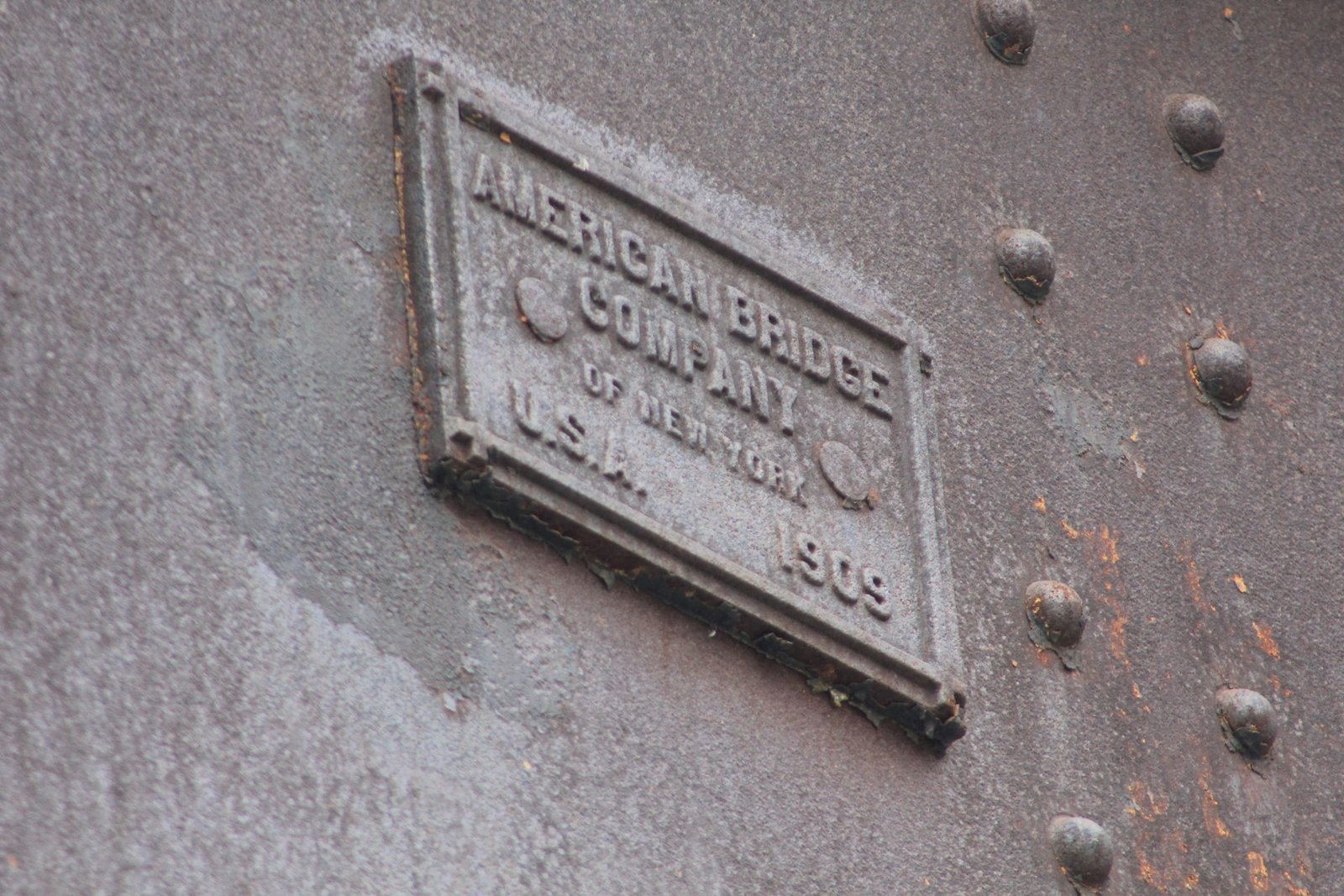 Plaque